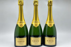 手頭珍藏庫克 Krug 172 香檳的香港藏家眾多，擔心被商家低估，都想找專業團隊收購庫克 Krug 172 香檳。這款頂級香檳原版細節繁雜，普通回收商容易誤判品相。博雅收藏深耕頂級香檳多年，鑑定客觀公正，支持 WhatsApp 線上諮詢，全港可預約免費上門。