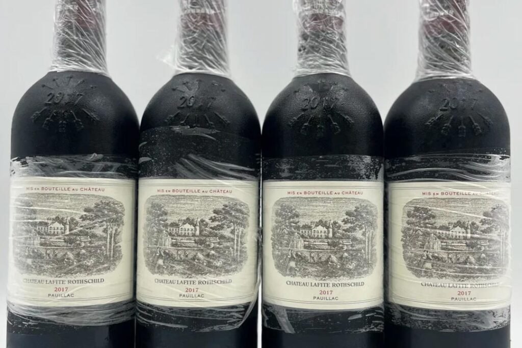 博雅收藏高價收購 2017 年拉菲 Lafite 紅酒，提供免費線上圖片評估與專業鑑定，支援全港上門驗貨服務。博雅收藏高價收購 2017 年拉菲 Lafite 紅酒，同步回收各類名莊紅酒、香檳、威士忌。依市場行情給出報價，交易保密無隱藏費用，單瓶散收與大批量藏品皆可免費諮詢。