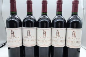 博雅收藏高價收購 1999 拉圖 Latour 紅酒，提供免費線上圖片評估與專業鑑定，支援全港上門驗貨服務。博雅收藏高價收購 1999 拉圖 Latour 紅酒，同步回收各類名莊紅酒、香檳、陳年威士忌。依市場行情精準報價，交易保密無隱藏費用，單瓶零散與大批量藏品皆可免費諮詢。